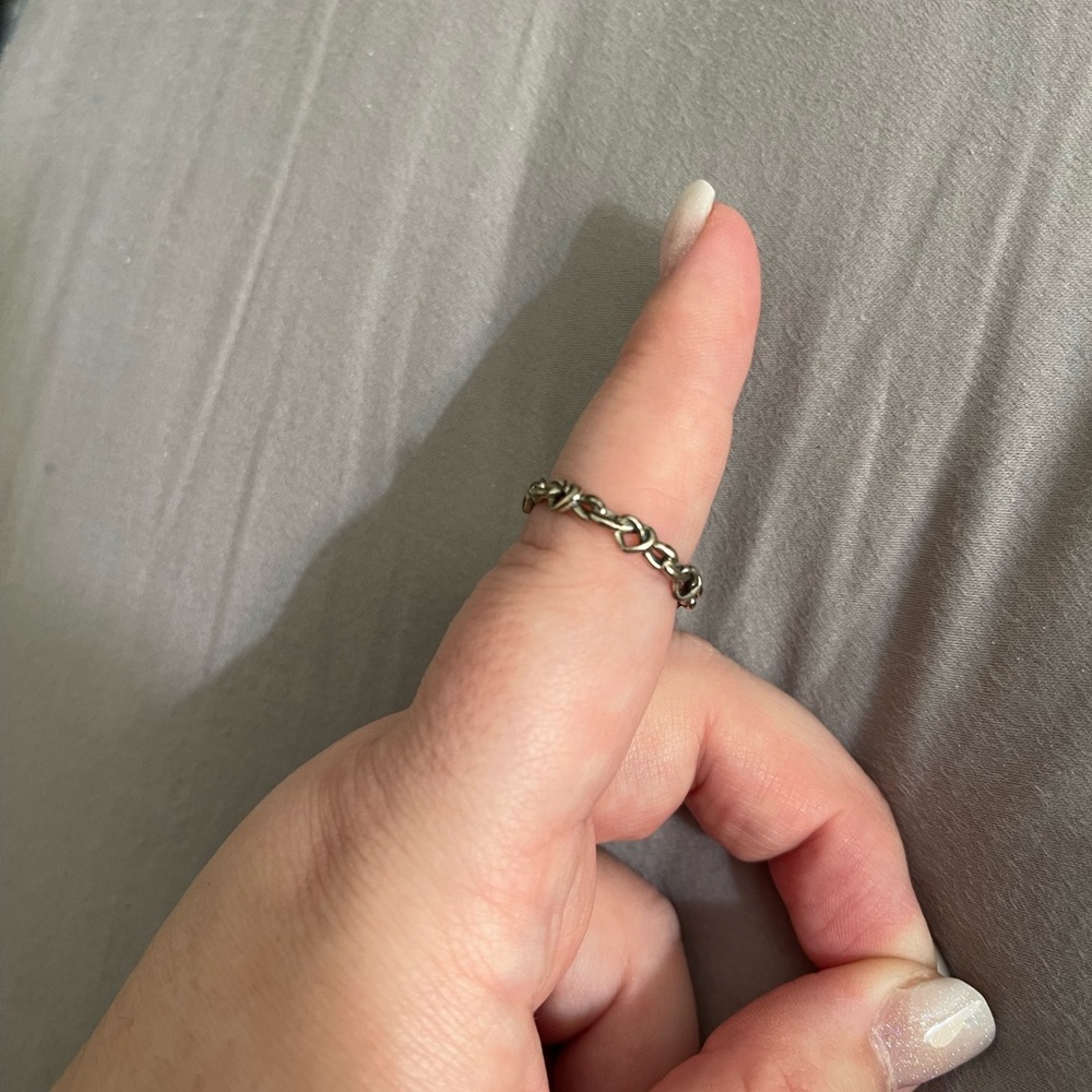Pandora ring